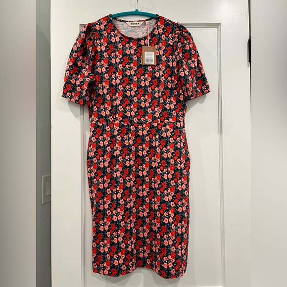 Boden Dresses & Skirts - NWT (flaw) Boden Zoe Jersey Dress with pockets, Abstract Poppy print, size 6R